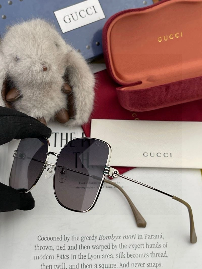 Gucci Sunglasses Breathable 279802