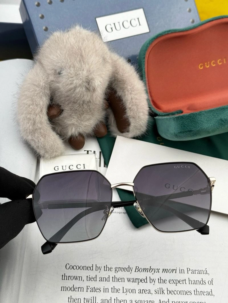Gucci Sunglasses Practical 279799