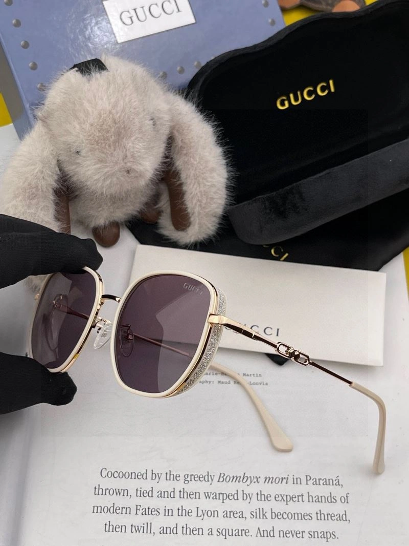 Sustainable Gucci Sunglasses 279812