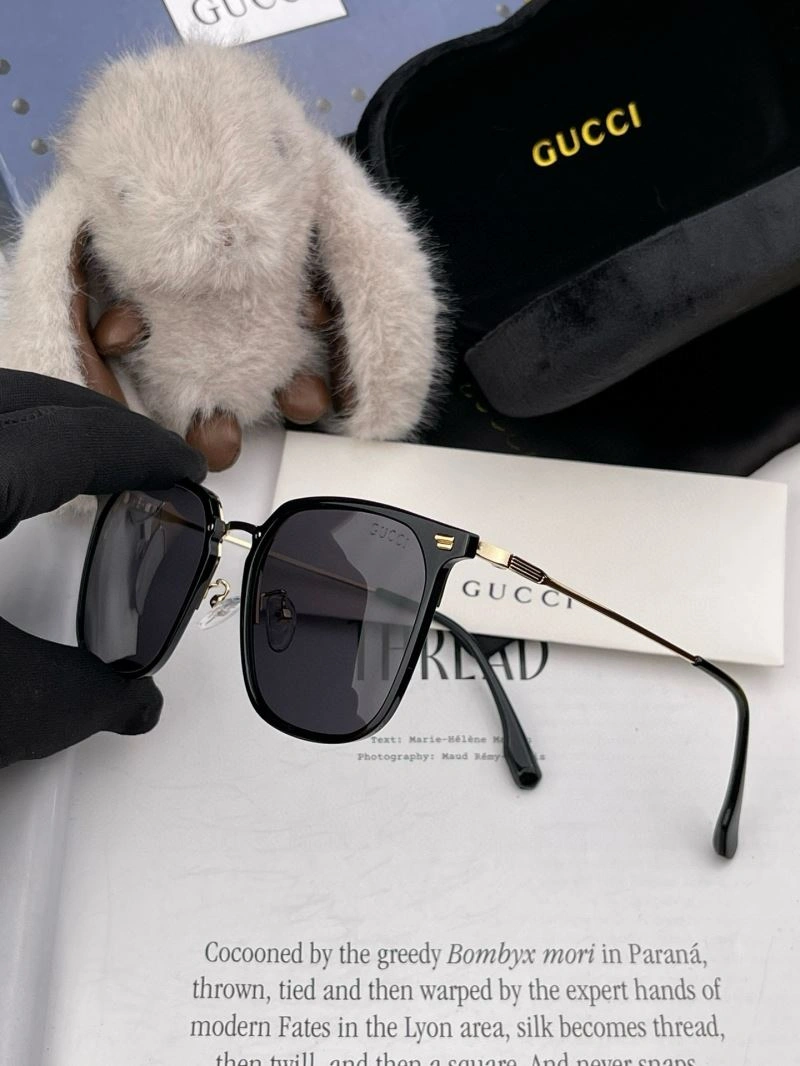 Gucci Sunglasses Timeless 279806