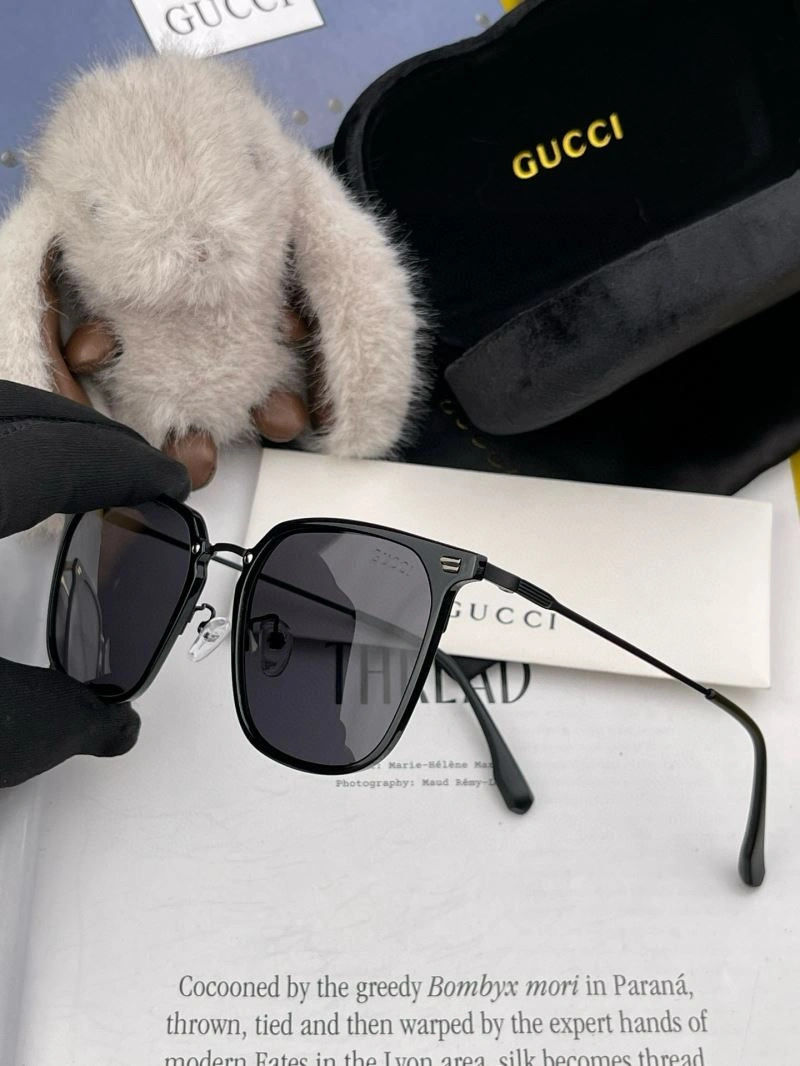 Gucci Sunglasses Timeless 279806