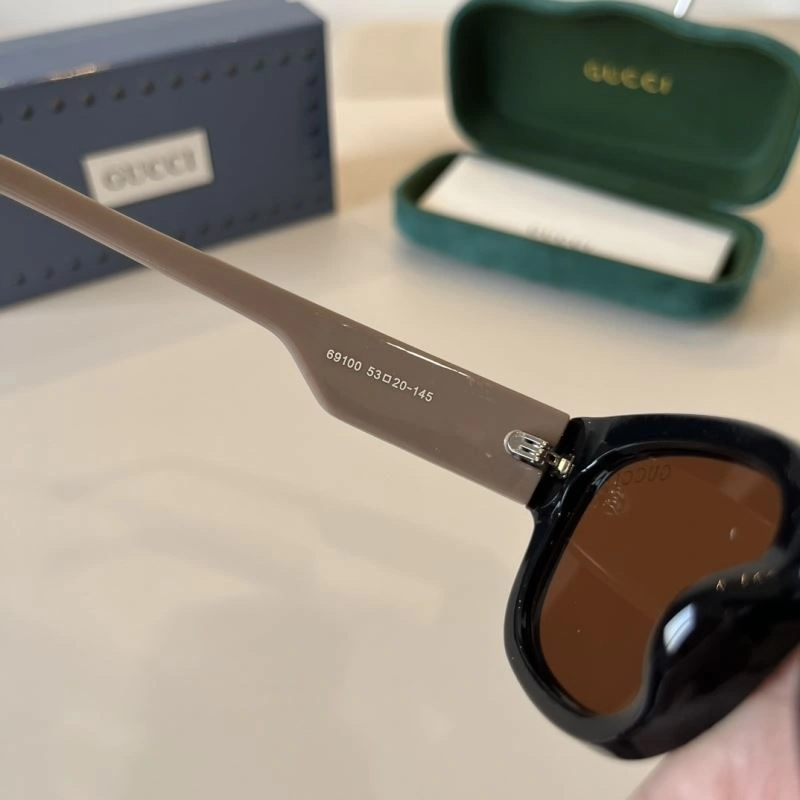 SoftTouch Gucci Sunglasses 279814