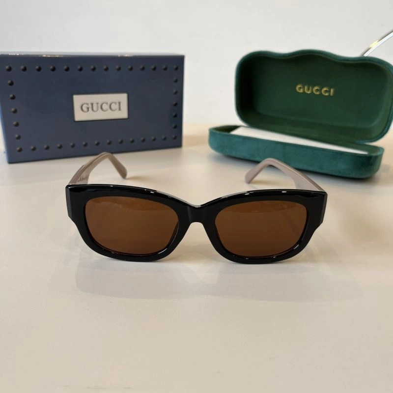 SoftTouch Gucci Sunglasses 279814