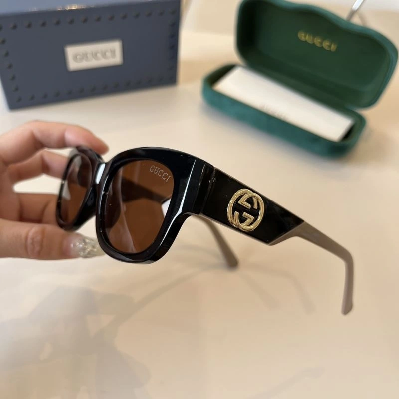 SoftTouch Gucci Sunglasses 279814