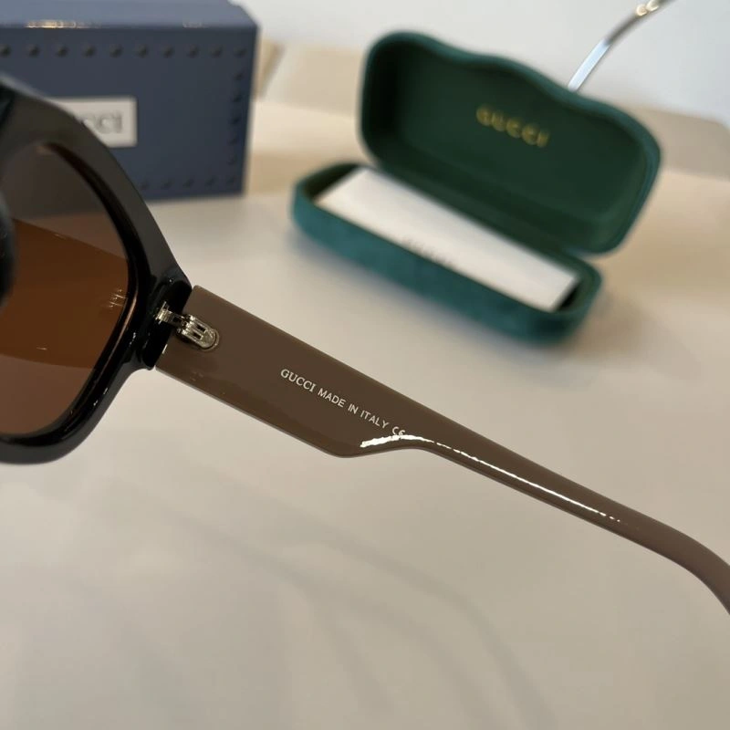 SoftTouch Gucci Sunglasses 279814