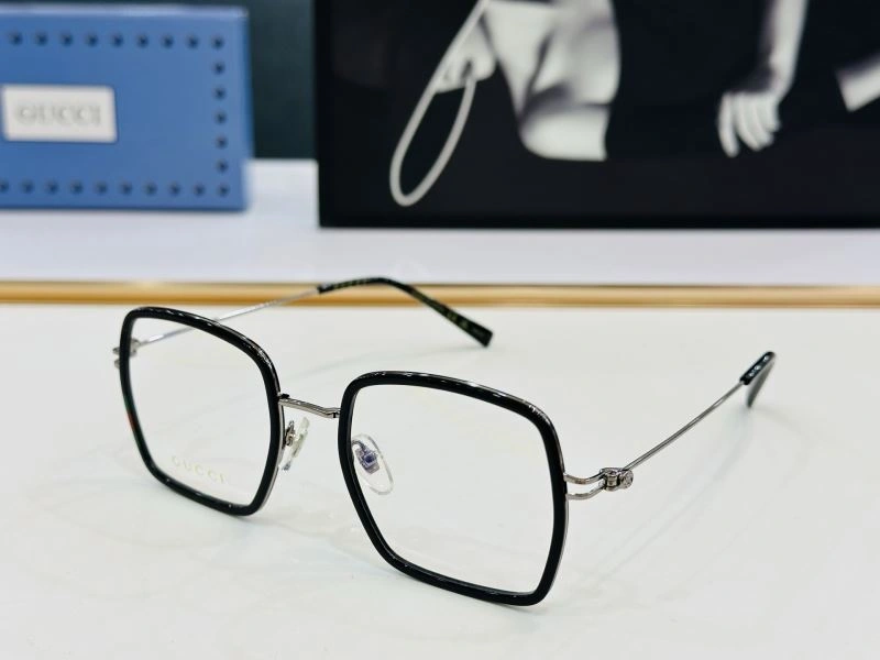 Gucci Sunglasses UrbanChic 279818
