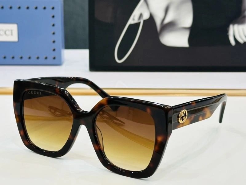 Gucci Sunglasses Neat 279820