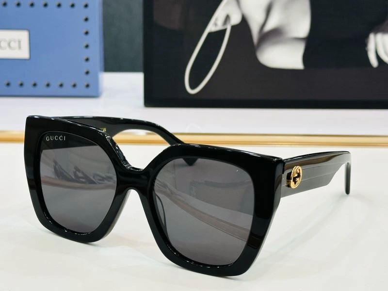Gucci Sunglasses Neat 279820