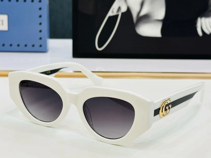 Gucci Sunglasses Bright 279804