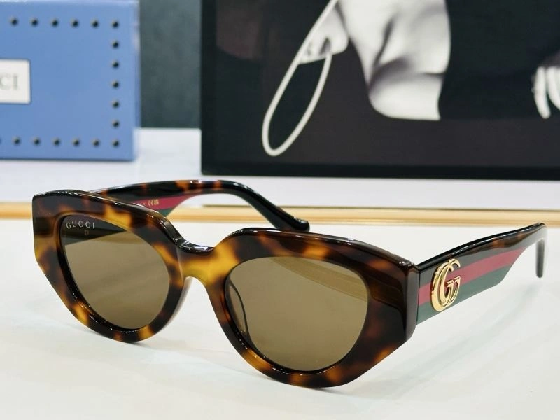 Gucci Sunglasses Bright 279804