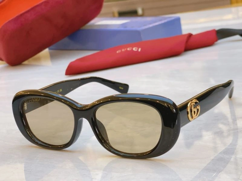 Gucci Sunglasses SunProtective 279811