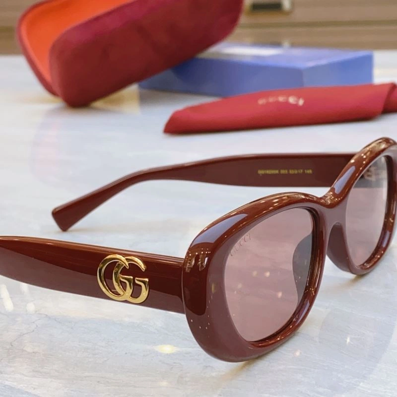 Gucci Sunglasses SunProtective 279811