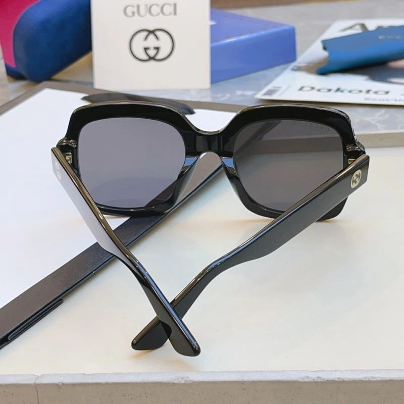 Gucci Sunglasses AllSeason 279807