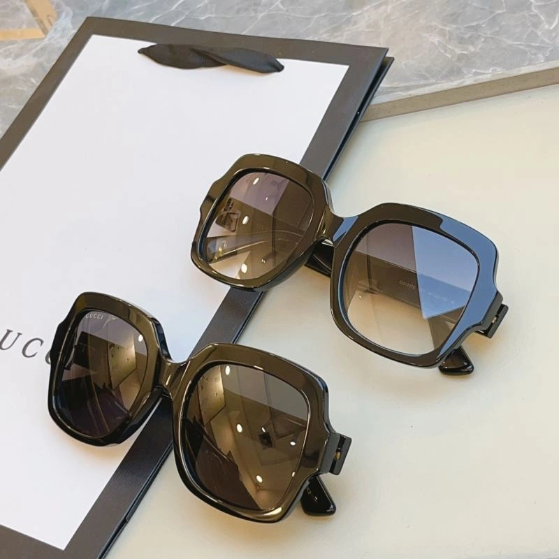 Gucci Sunglasses AllSeason 279807