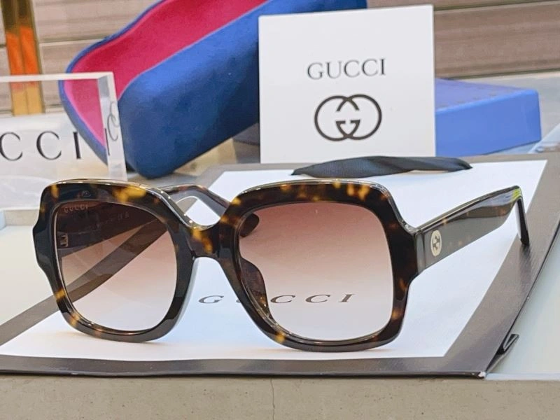 Attractive Gucci Sunglasses 279810