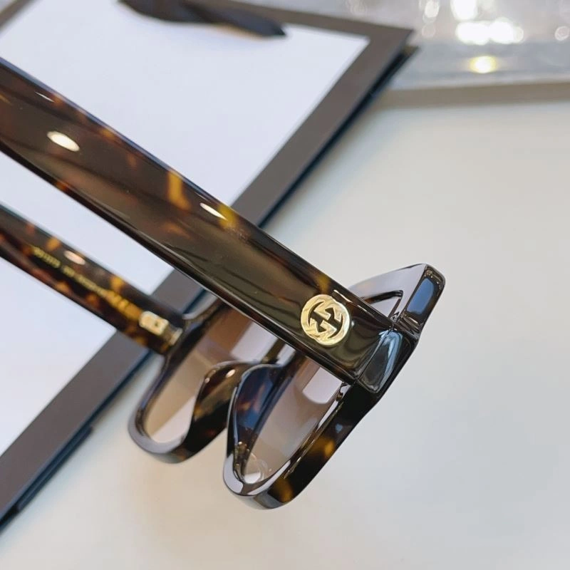 Attractive Gucci Sunglasses 279810