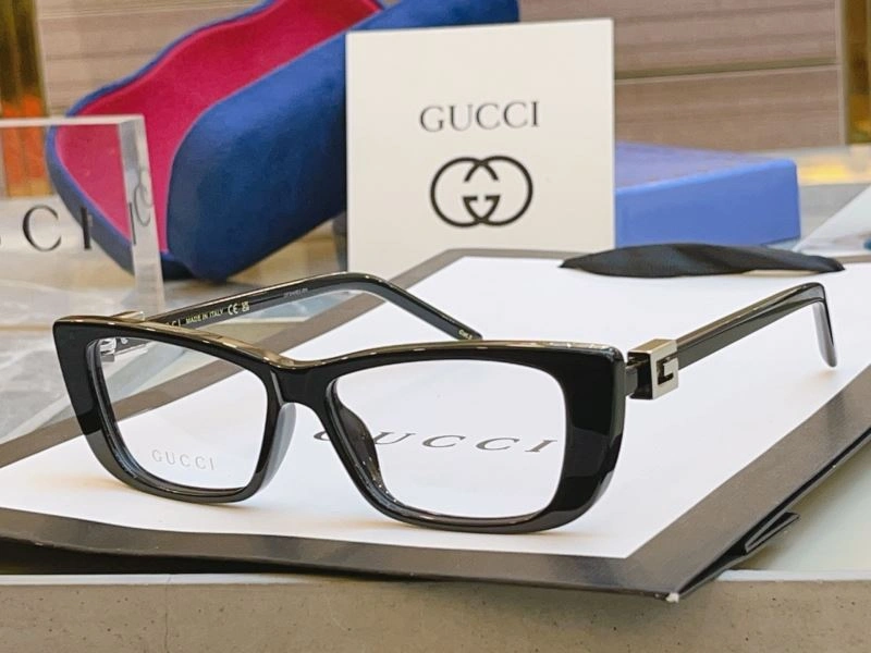 Tailored Gucci Sunglasses 279794