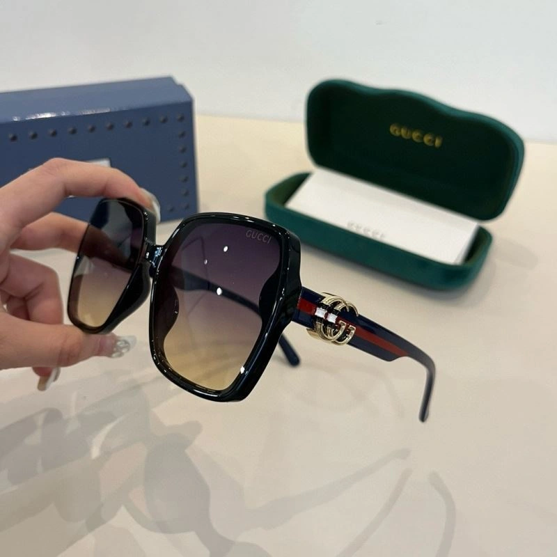 Gucci Sunglasses Lightweight 279793