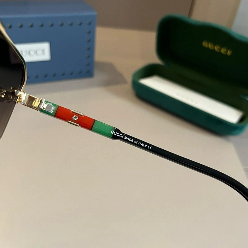 Neat Gucci Sunglasses 279774