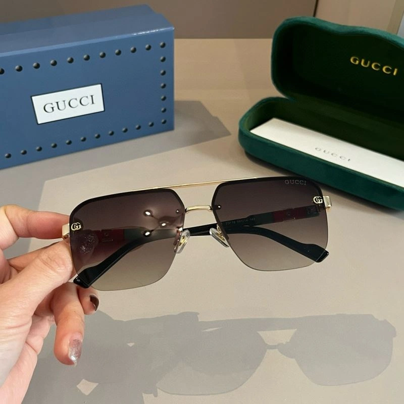 Neat Gucci Sunglasses 279774