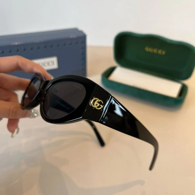 Gucci Sunglasses StreetReady 279780