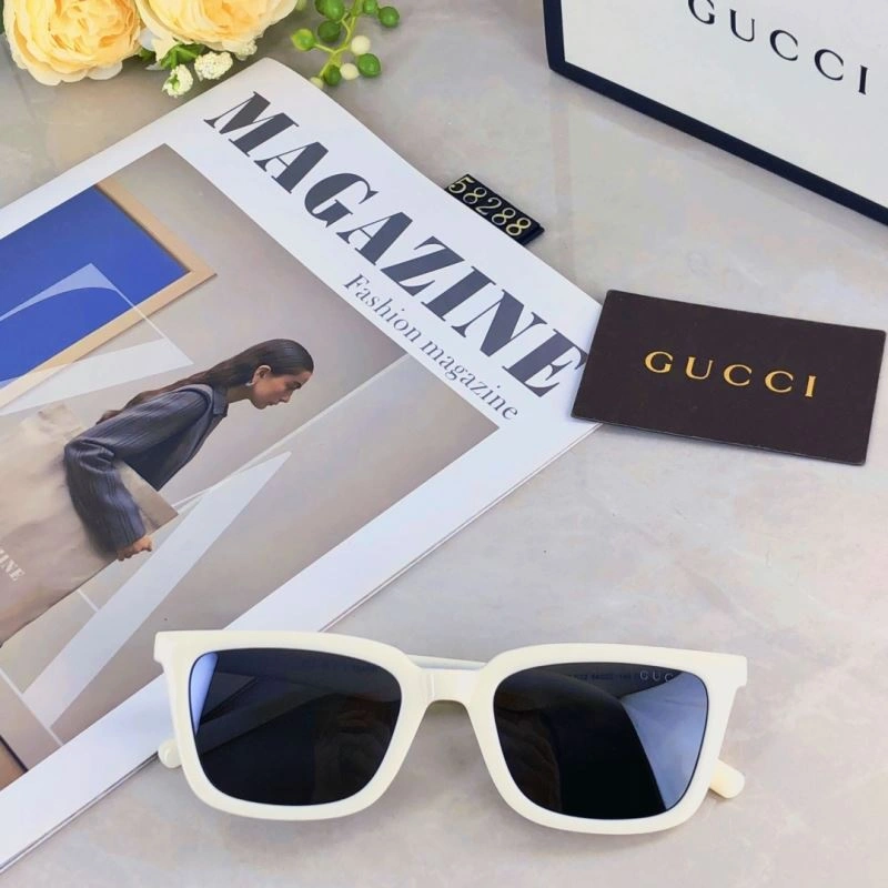 Reliable Gucci Sunglasses 279765
