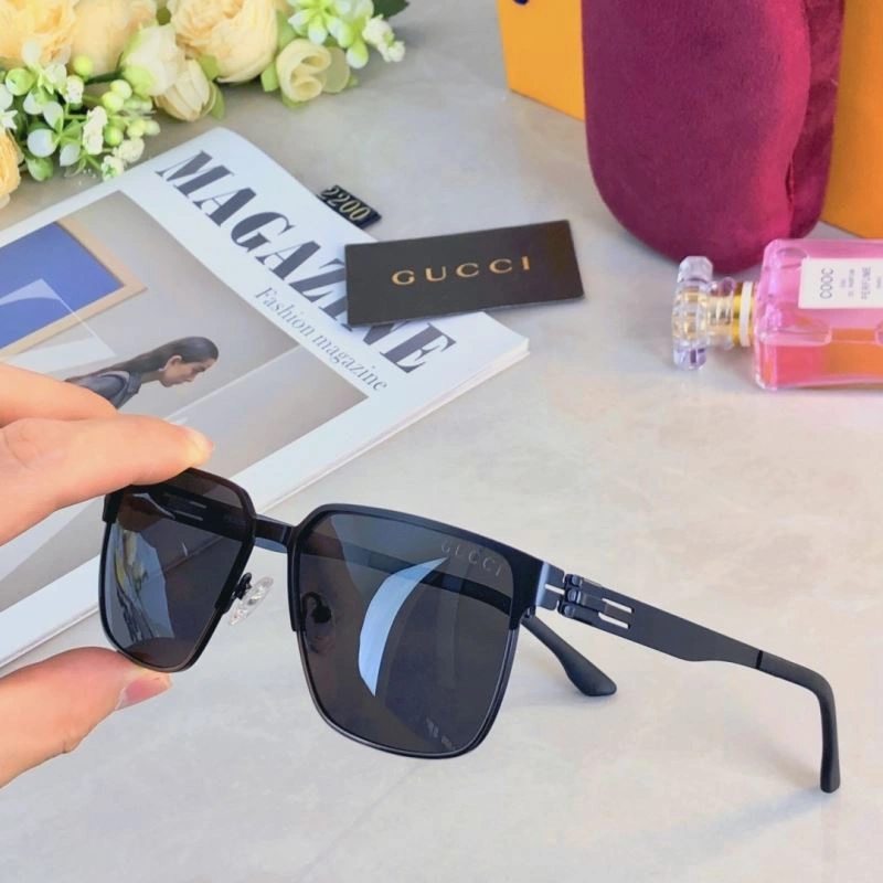 Gucci Sunglasses Fashionable 279764
