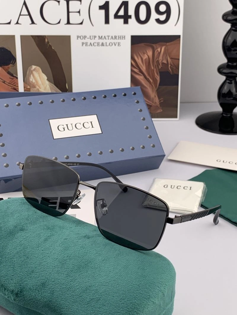 Efficient Gucci Sunglasses 279775