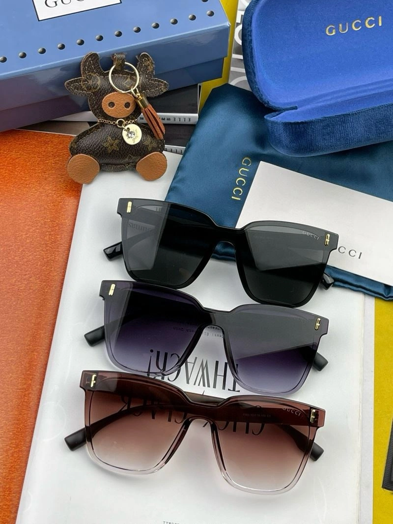 Gucci Sunglasses OnTrend 279781
