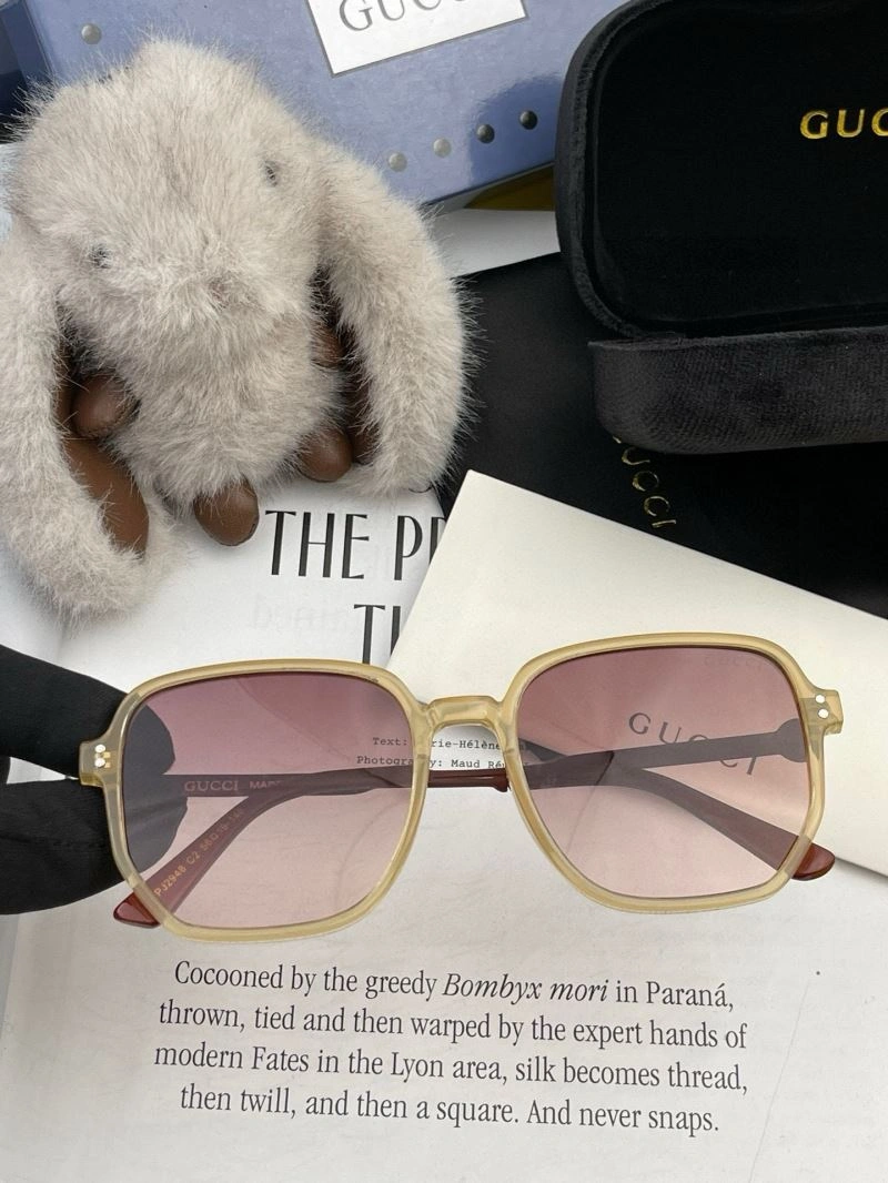 Durable Gucci Sunglasses 279758