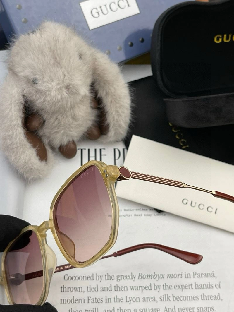 Durable Gucci Sunglasses 279758