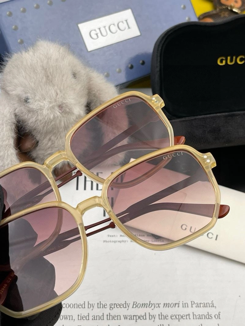 Durable Gucci Sunglasses 279758