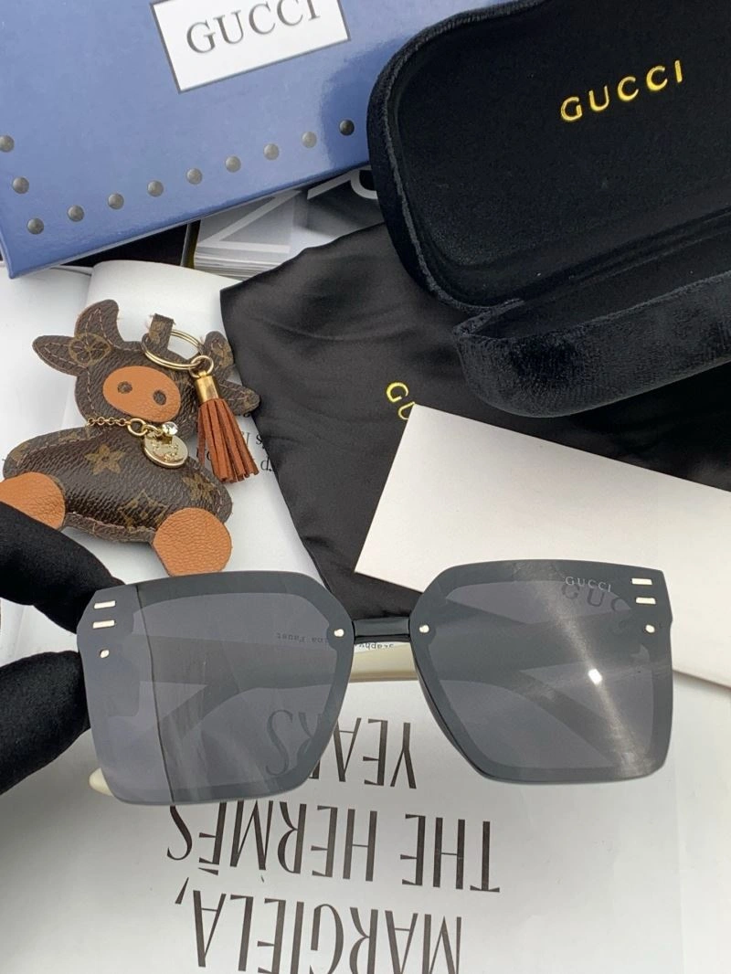 Gucci Sunglasses Refined 279776