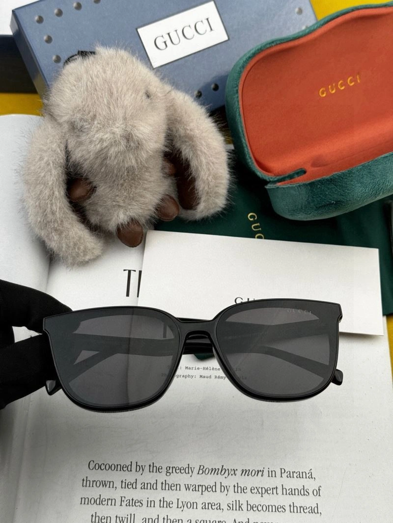 Functional Gucci Sunglasses 279772