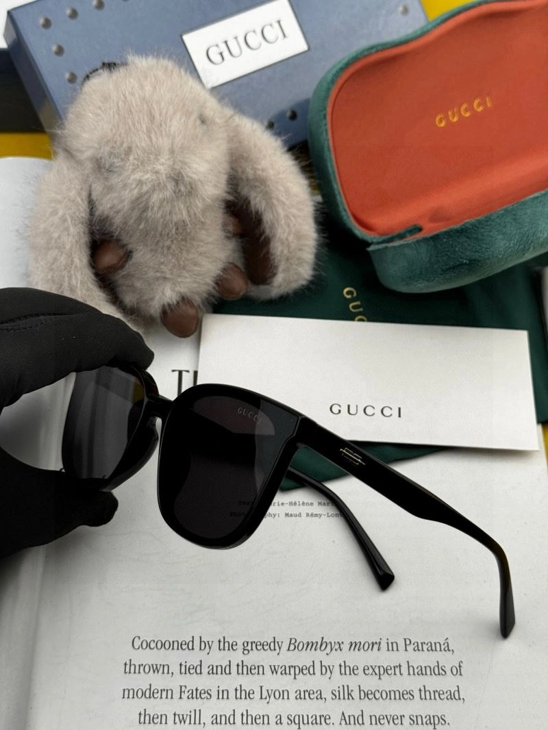 Functional Gucci Sunglasses 279772