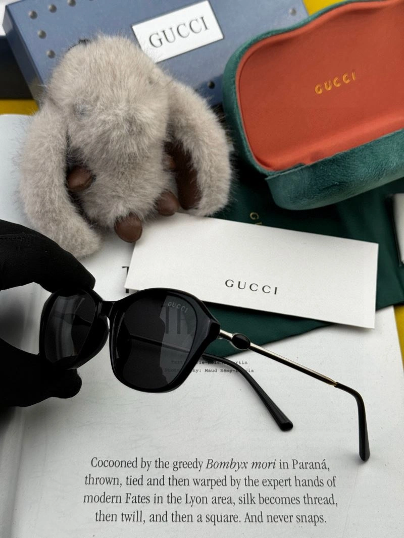ModernLook Gucci Sunglasses 279755