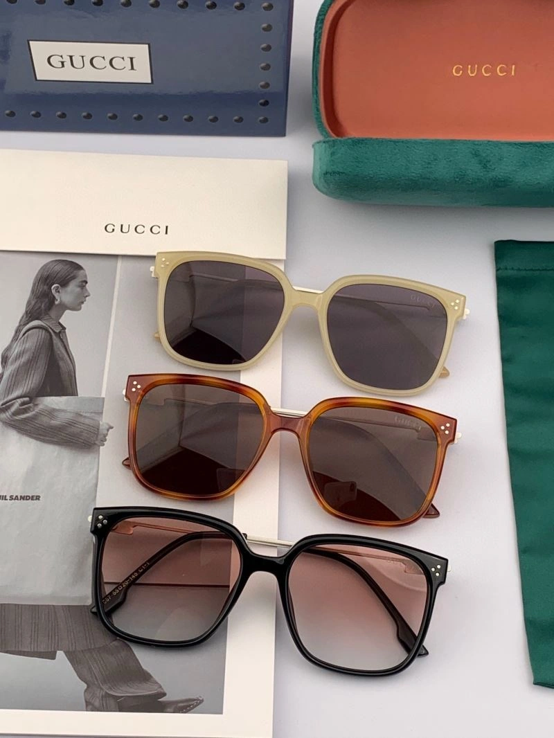 Casual Gucci Sunglasses 279748