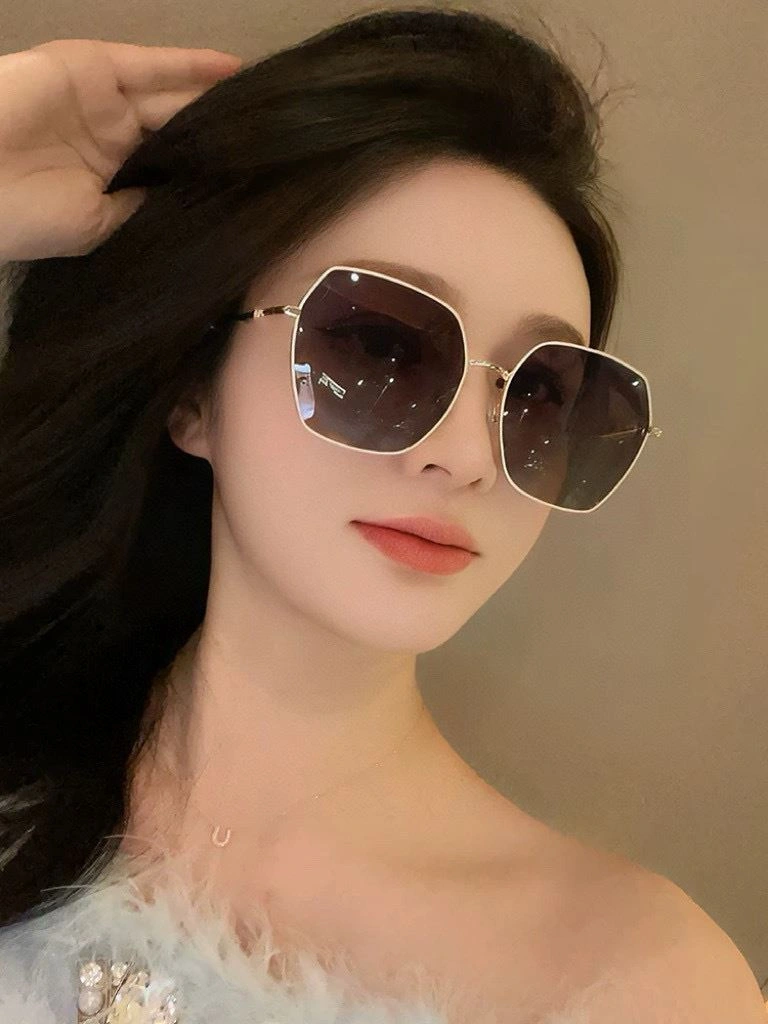 FashionForward Gucci Sunglasses 279749