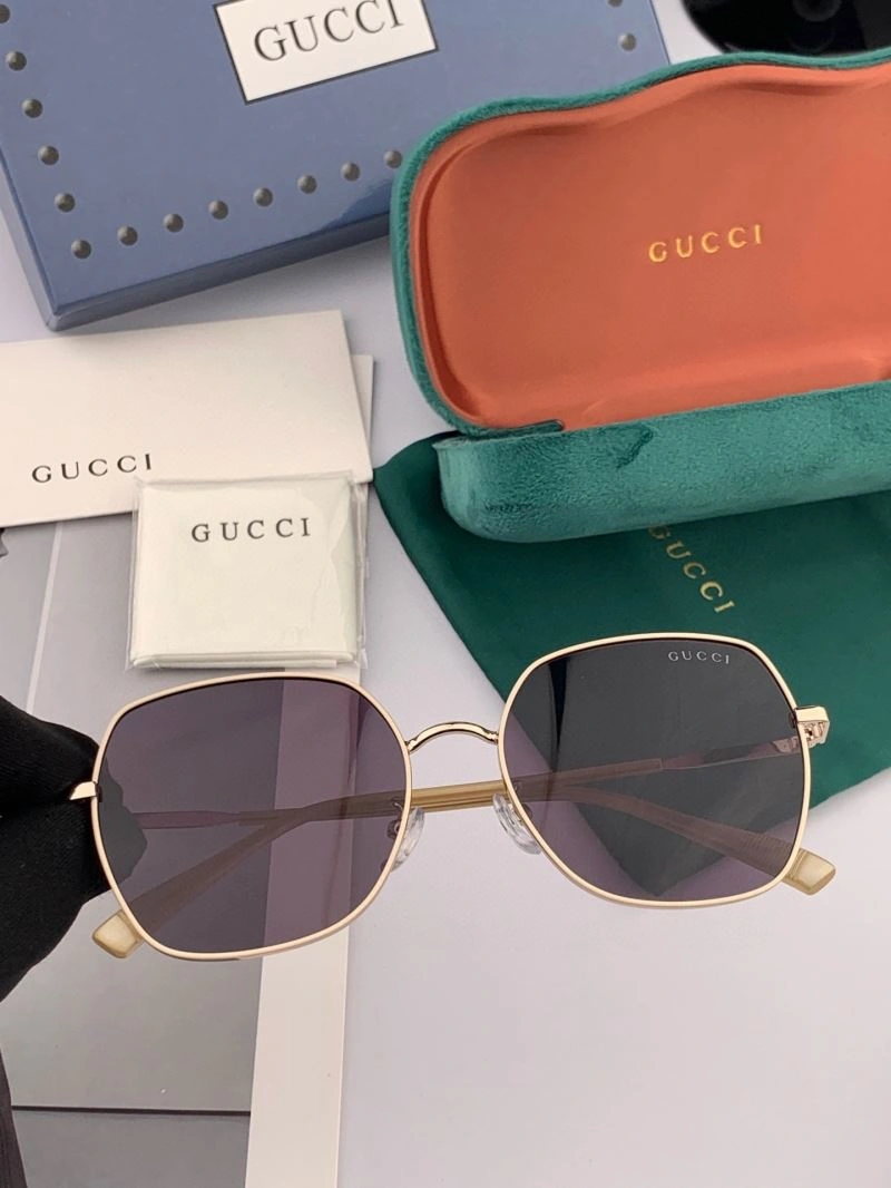 FashionForward Gucci Sunglasses 279749