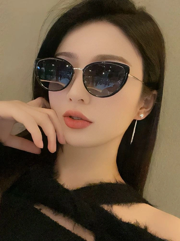 Durable Gucci Sunglasses 279747