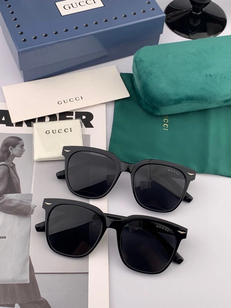 Gucci Sunglasses GoAnywhere 279743