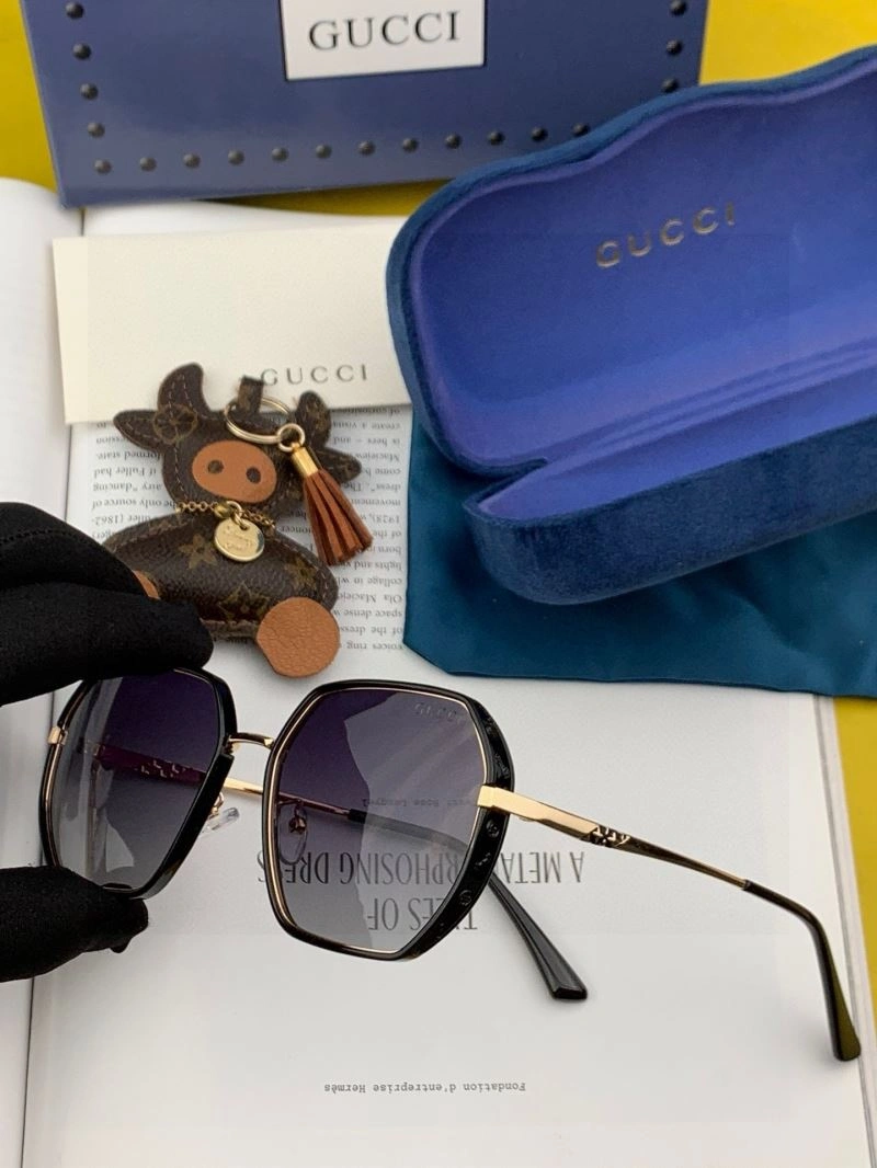 Comfortable Gucci Sunglasses 279737