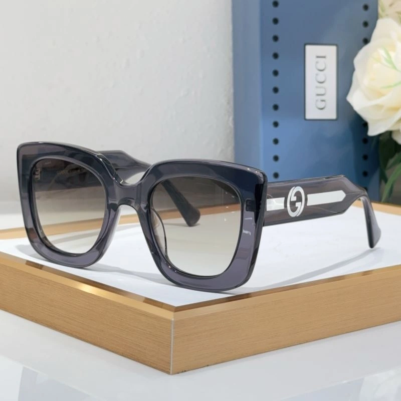 Chic Gucci Sunglasses 280149