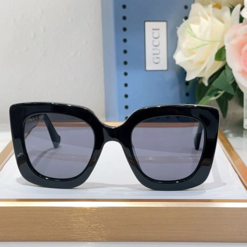 Chic Gucci Sunglasses 280149