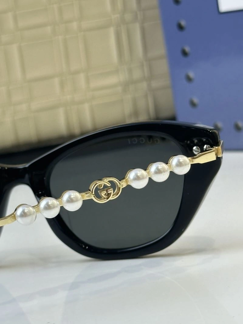 Reliable Gucci Sunglasses 280140