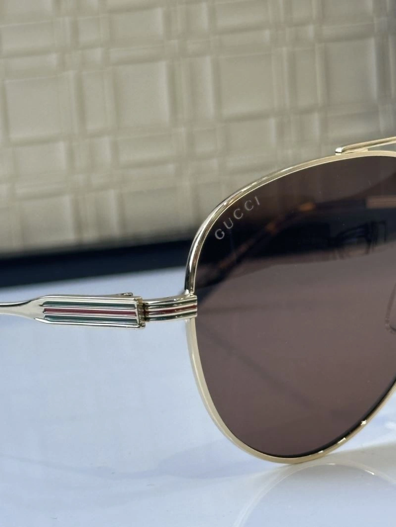 Gucci Sunglasses RelaxedFit 280141