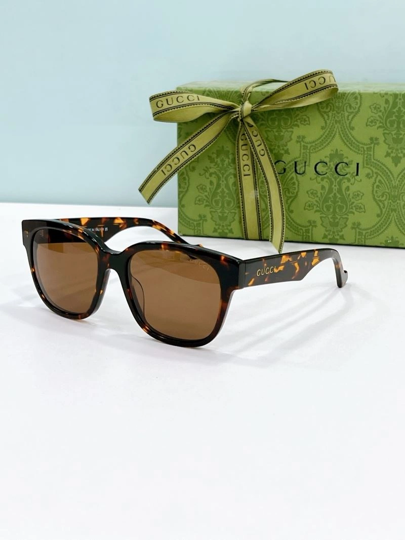 Gucci Sunglasses Cozy 280143