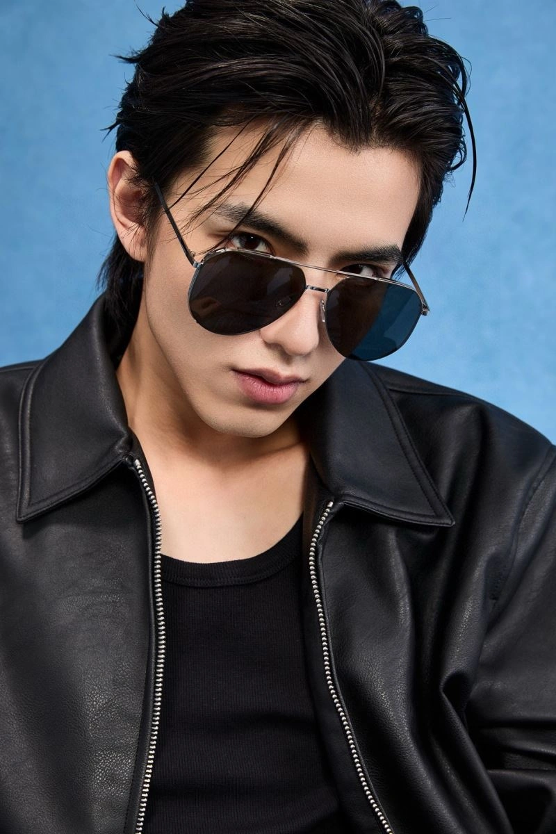 Breathable Gucci Sunglasses 280139