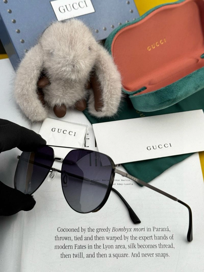 Breathable Gucci Sunglasses 280139