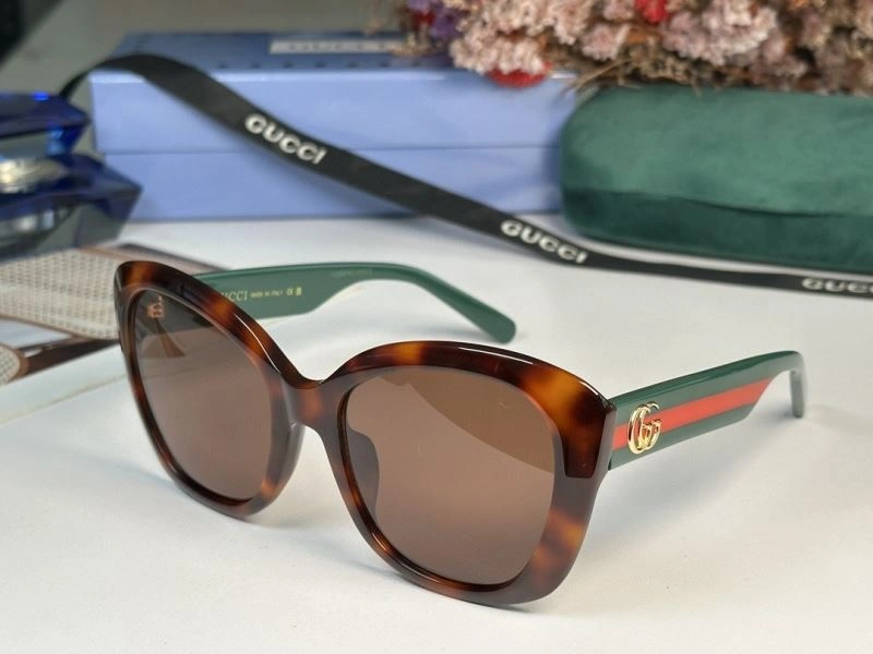 Gucci Sunglasses SmartChoice 280136
